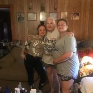 Meet your Posher, Stacy